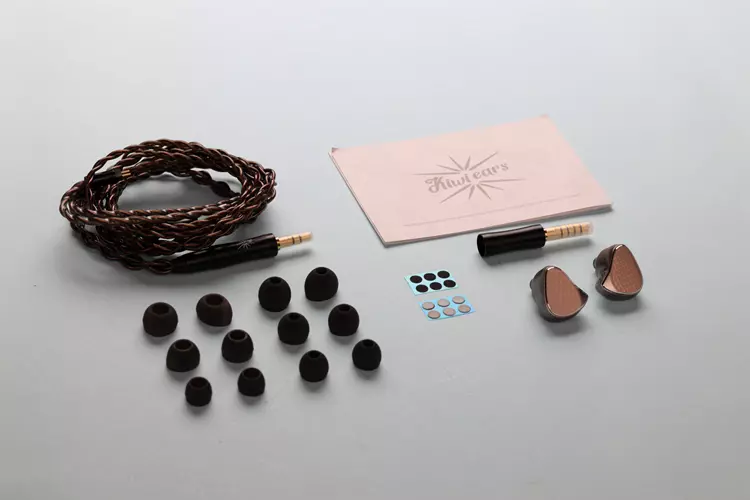 Kiwi Ears Halcyon accessories