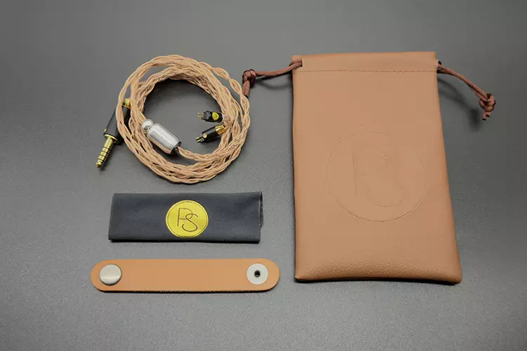 PLUSSOUND Copper Fusion Hybrid accessories