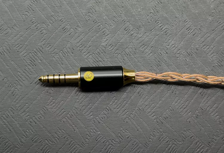 PLUSSOUND Copper Fusion Hybrid cable plug