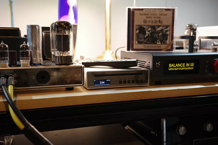 SMSL PL100PRO in a HiFi system setup
