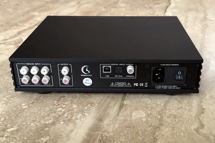 Sendy Audio KYLIN amplifier rear panel
