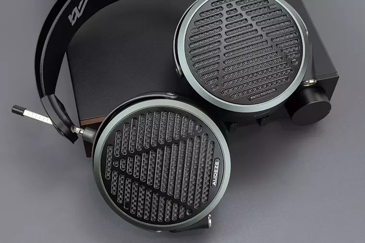 Audeze MM-520 with Ferrum OOR amplifier