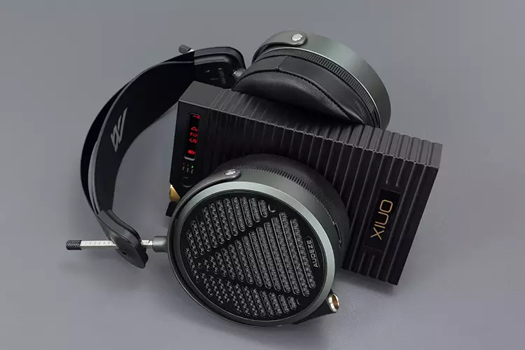 Audeze MM-520 with ONIX XP1 amplifier