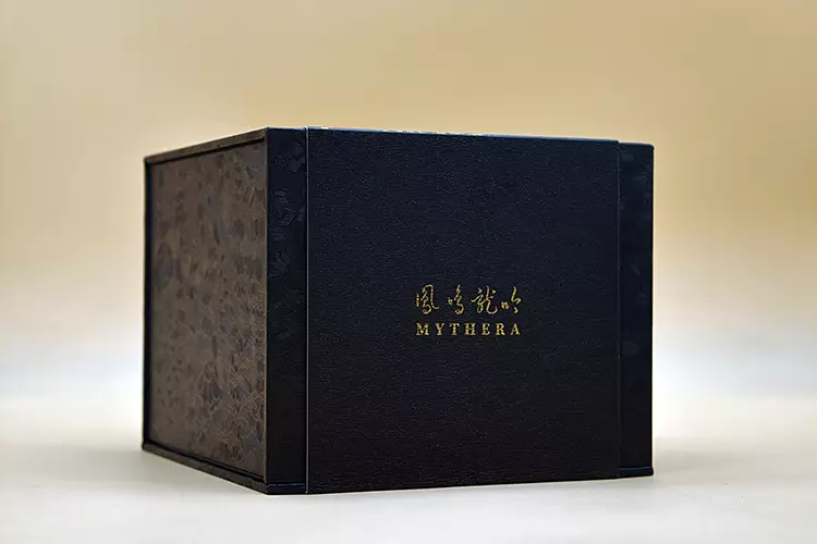 CVJ MYTHERA box