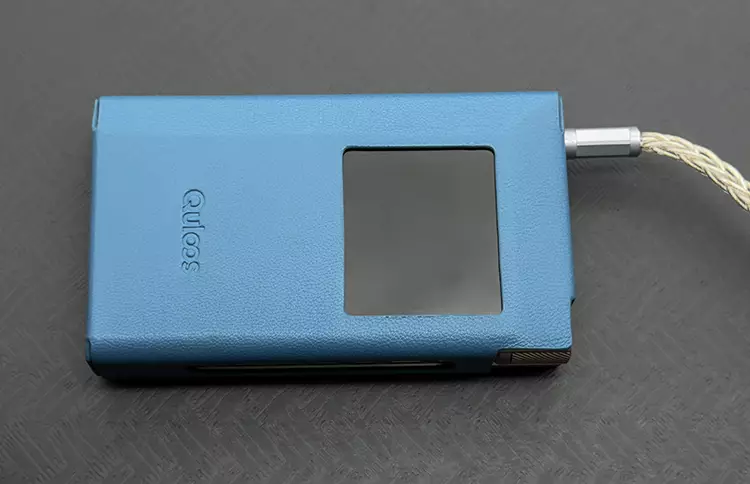 Effect Audio Leonidas Z connected to QULOOS MUB5