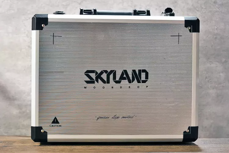 MOONDROP Skyland headphones case