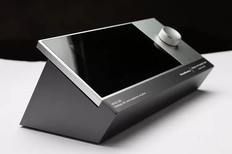 MUSE HiFi MUSE 300 side profile