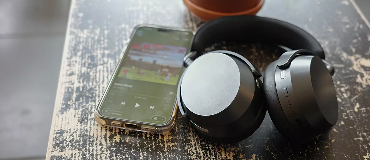 Sennheiser MOMENTUM 5 Wireless Review featured image
