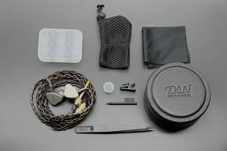 TXN Diamond accessories