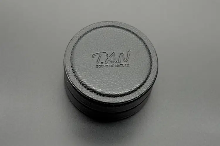 TXN Diamond carry case