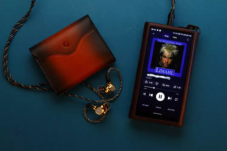 TinHiFi P2 ULTRA connected to the FiiO M15S DAP
