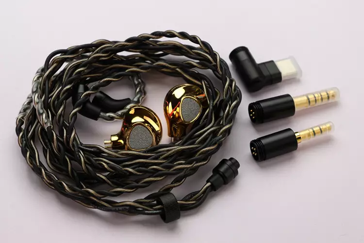TinHiFi P2 ULTRA stock cable