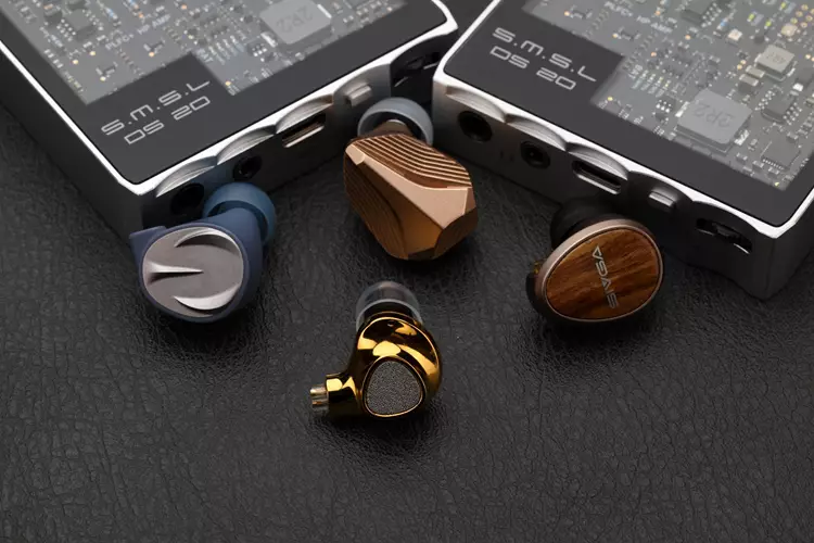 TinHiFi P2 ULTRA beside 3 other IEM shells