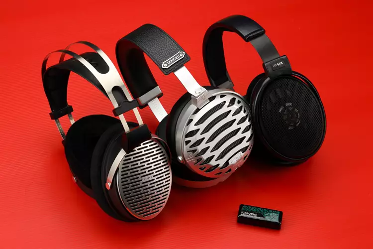 AFUL ICEBORNE beside 3 headphones