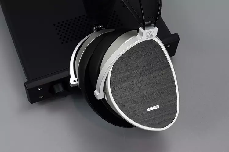 Dan Clark Audio AEON CORE headphones on top of Chord Alto amplifier