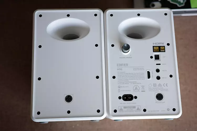 Edifier M90 back panels