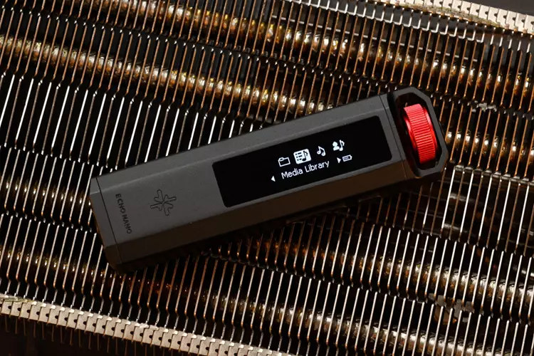 FiiO SNOWSKY ECHO NANO with screen turned on