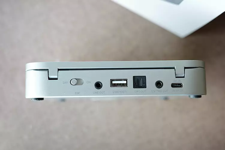 Fosi Audio Merak rear panel