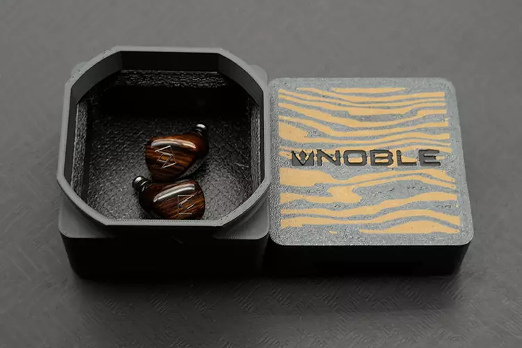 Noble Audio Lu Ban shells in wooden carry case