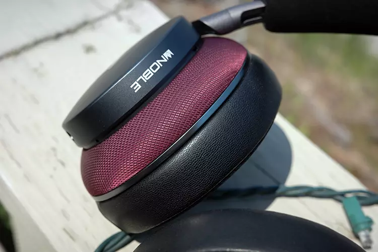 Noble FoKus Apollo Pro ear cup
