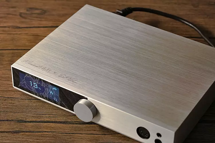 SMSL X MOONDROP DHA15 amplifier