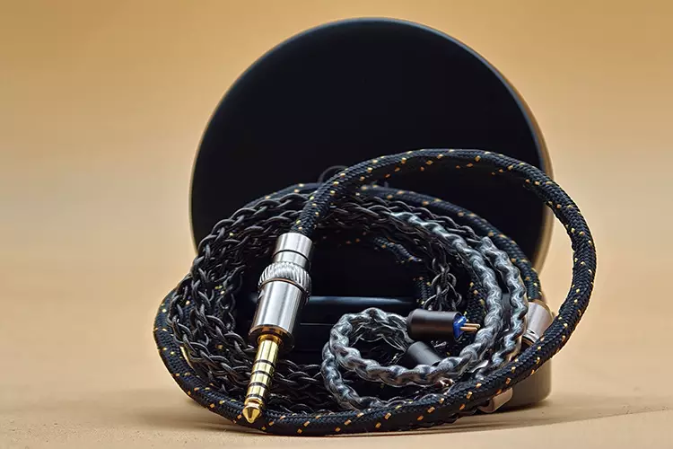 Shanling MG200 stock cable