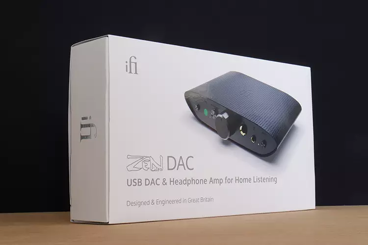 iFi Audio ZEN Air DAC 2 box