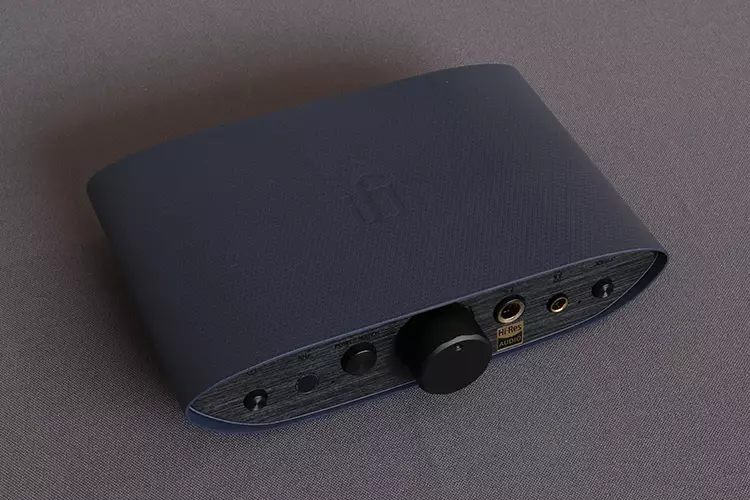 iFi Audio ZEN Air DAC 2 top of the housing