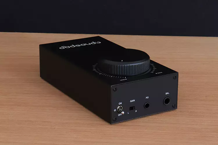 FiiO JadeAudio GIGAS 1 at an angle on a desk